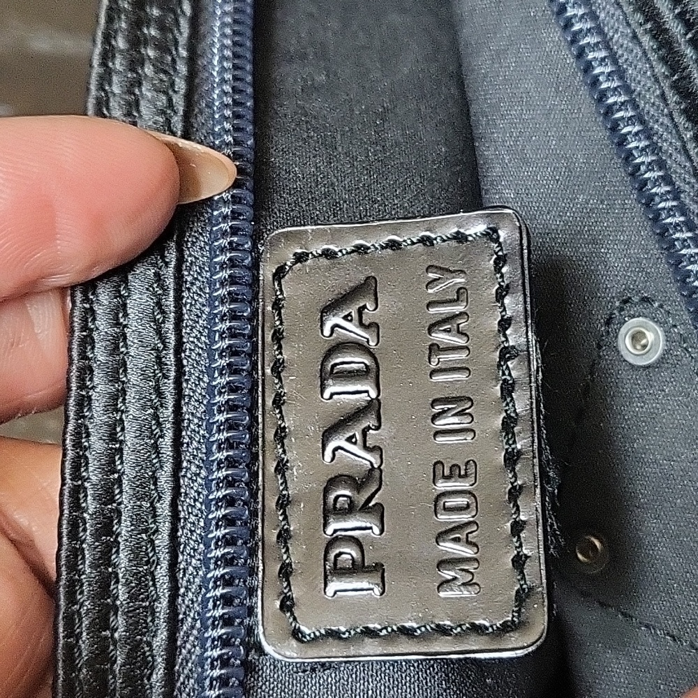 Prada satin clutch - Picture 4 of 8